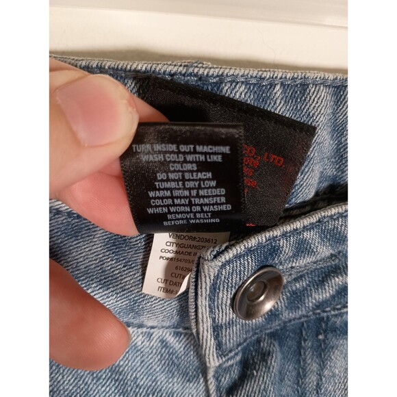 Hello Kitty and Friends Sanrio Racer Patches Wide Leg Light Jeans Size 15 - Picture 12 of 13